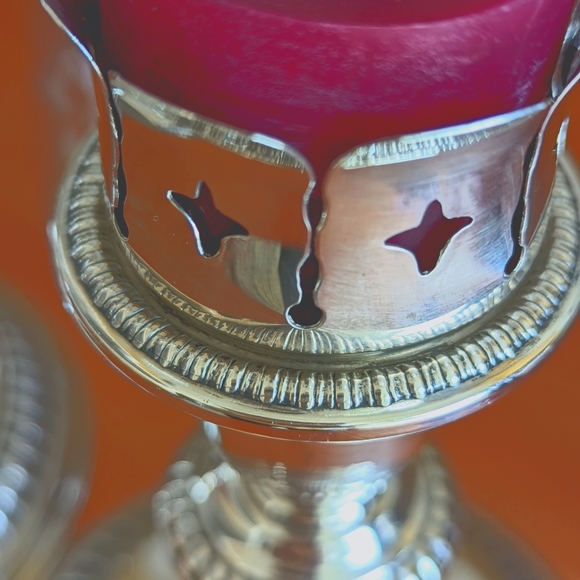 Pair of Birks Sterling Silver Candle Holders with Hurricane Shades - Picture 6 of 12